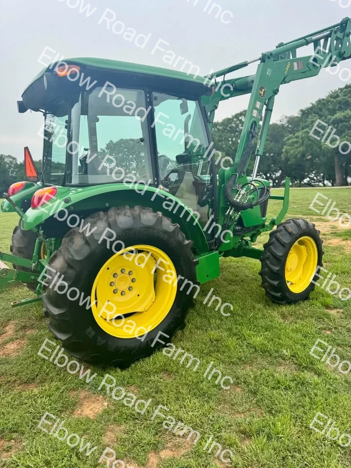 2014 John Deere 5055E Tractor
